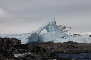 Horseshoe Island