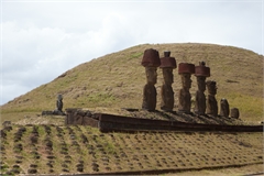 Osterinsel - Ahu Nau Nau